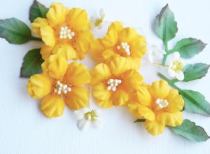 Комплект Ръчно изработени цветя от плат - Жълто оранжево - 13 елемента