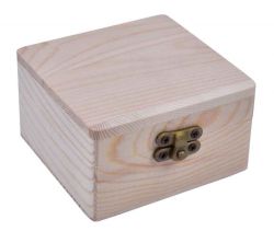 Дървена кутия мини - 8,00 х 8,00 х 4,50 см