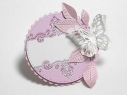 Кръгла рамка Пеперуди и листа Светло лилаво – 3D декорация за скрапбук и картички - 1 бр.