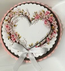 Готова декоративна композиция Венец Сърце – 3D елемент за картички и scrapbooking