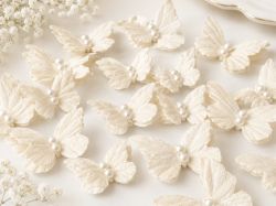 Ръчно изработени пеперуди LITTLE BIRDIE Dreamy Flutter Ivory Pearl – Слонова кост с перли  – 20 бр.