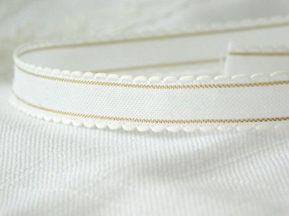 Панделка - Бял фестон със златно ламе - 2,00 м.