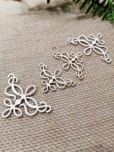 Ъгъл - 4,50 х 4,50 см и 3,50 х 3,50 см - 4 бр.