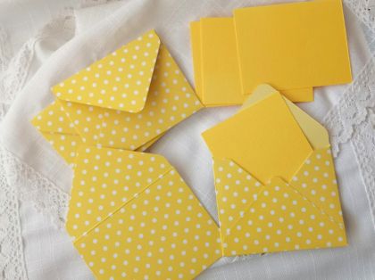 Комплект пликове с вложки - Жълто на точки - 8,50 х 10,50 см - 4 бр.