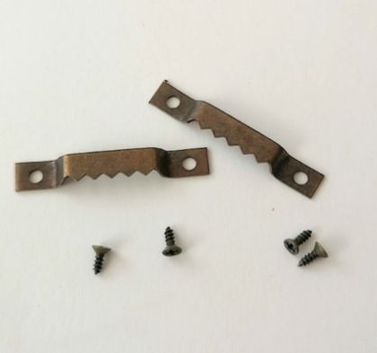 Метален елемент за окачване - Гребен - 2 бр,