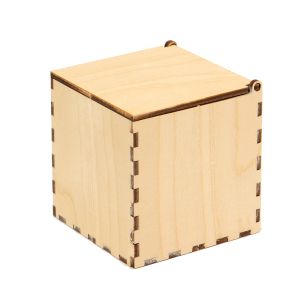 Дървена кутия - 8х8х8см.