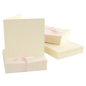 Комплект  картички с пликове Крем - 50 бр. квадрат- 13,5 х 13,5 см