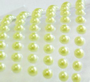 Полусферични перли - Светло жълто - 84 бр.
