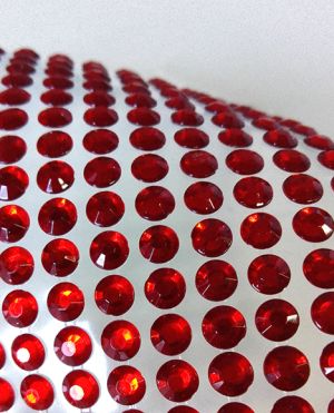 Полусферични самозалепващи камъчета - Червено - 260 бр.