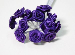 Букет мини розички от сатен - Тъмно лилаво - 12 бр