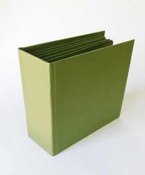 Заготовка за албум - Oliva зелено - 22,1 х 22,1 см.