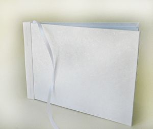 Книга за пожелания - Бяло Перла - 50 листа 21,00 х 14,00 см