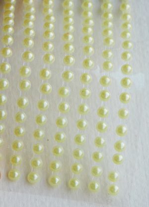 Полусферични перли - Светло жълто- 153 бр.
