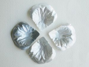 Цветни листенца (петали) Металик Сребро - 60 бр.