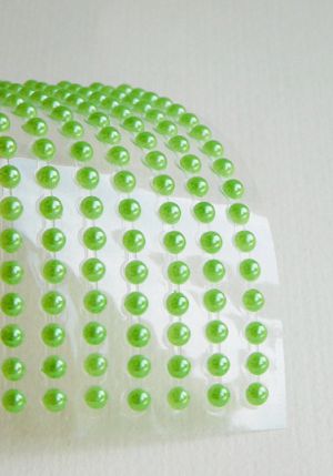 Полусферични перли - Светло зелено - 153 бр.