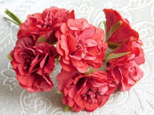 Текстилни цветя - Червено  с тичинки мат - 6 бр.