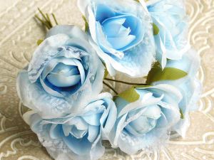Рози - Синьо с органза - 6 бр