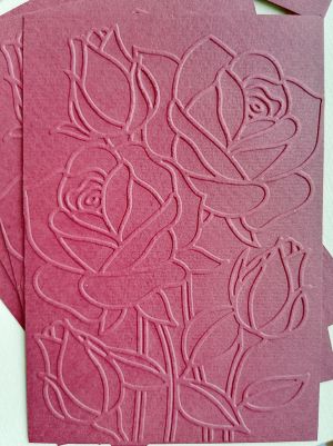 Картони за картички с релеф - Рози Бордо  - 12 бр. - 10,00 х 14,50 см