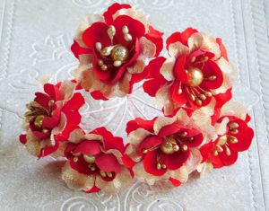 Текстилни цветя с топче - Червено и златно - 6 бр.
