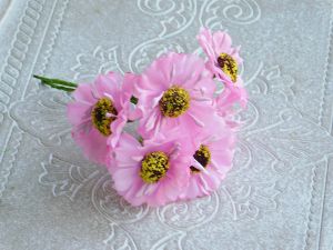 Текстилни цветя с велурени тичинки - Розово - 6 бр.
