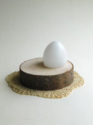 Пластмасово яйце  с една дупка - 6,00 х 4,50 см