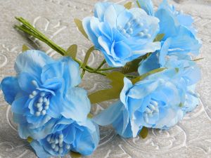 Текстилни цветя кичести с тичинки - Синьо- 6 бр.