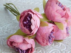Букет божури с лилави тичинки - Пепел от рози - 6 бр.