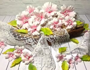 Комплект Ръчно изработени цветя от плат - Бяло и розово- 15 елемента