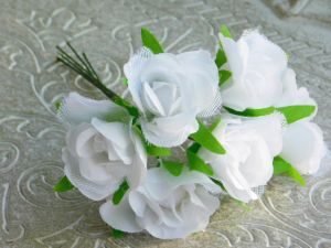 Рози с мрежа - Бяло - 6 бр.