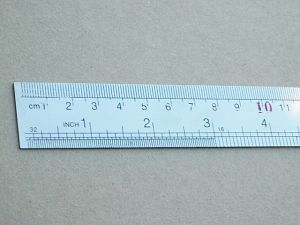Метална линия - 30 сантиметра