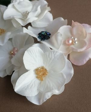 Цвят хортензия от плат - Крем и Нежна праскова Меланж  - 12 бр.