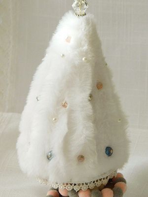 Декорация - Елхичка Бял пух
