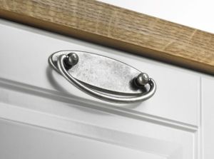 Ретро Дръжка - Антично сребристо цинкова сплав - 94 x 25/42 x 18 mm