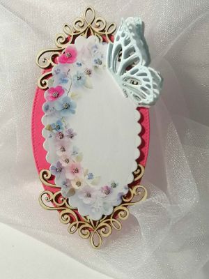 Композиция - Пеперуди и цветя