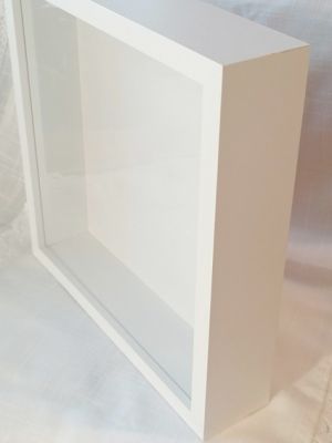 Бяла 3D дълбока Рамка със стъкло - 27,00 х 27,00 х 6,00 см