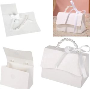 Подаръчна кутийка Чантичка с перлена дръжка - 13 см. х 9 см. х 7,5 см.