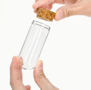 Стъклено шише с коркова тапа и  обло дъно -  Ø 2,50 х 5,00 см