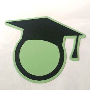 Зазвършване  - шапки за спомен с място за снимка или текст - 12,50 х10,00 см