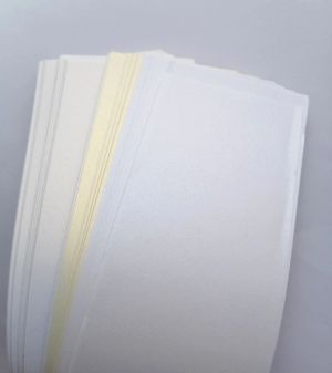 Комплект Перлена хартия 125 gms - Бяло и Шампанско - 8.50 х 30 см - 80 бр.