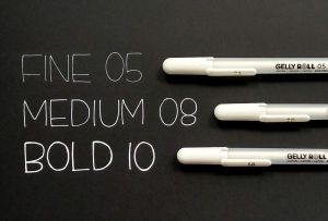 Комплект 3 броя Гел химикал Gelly Roll SAKURA JAPAN - Сребро, Злато и Бяло 0.8 мм