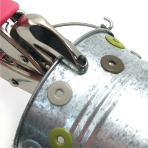 Crop-A-Dile pinc box - Инструмент за поставяне на айлети / капси - ПЕРФОРИРА И ЗАТВАРЯ